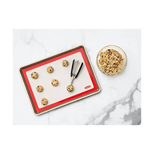 Silicone Baking Mat for Half Sheet Pans, Reusable, 11.5 x 16.5 in
