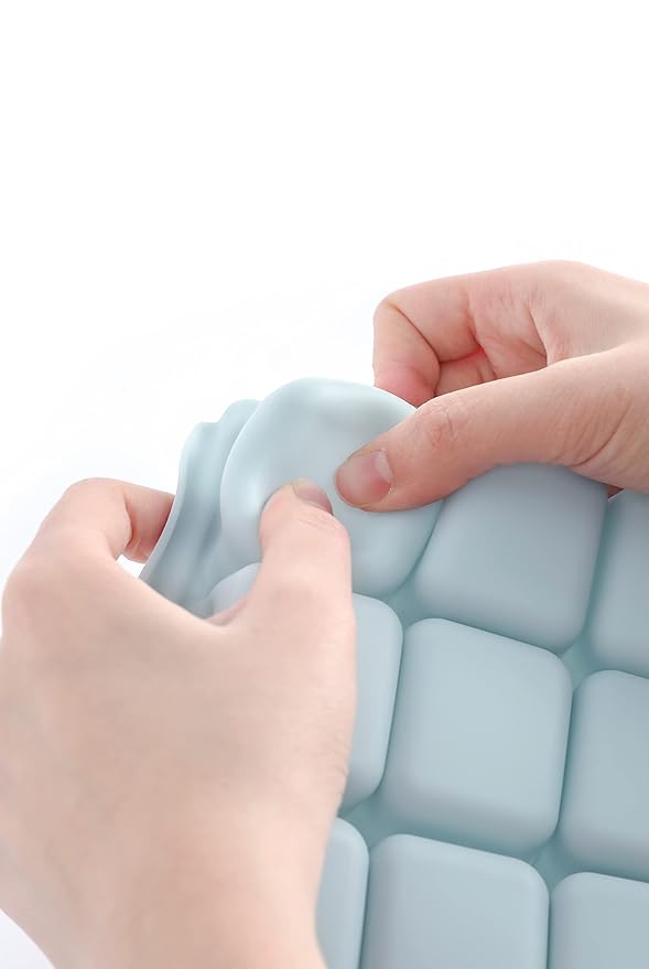 Baby Food Storage Silicone Cubes with Clip-On Lid Freezer Tray Baby Food Soups Purees Ice Easy and Safe Design Made in Korea (12 Ocean Blue)