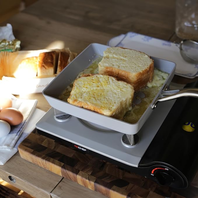 Tamagoyaki Omelet Pan, Ceramic Nonstick Aluminum, 8.5-Inch Silver