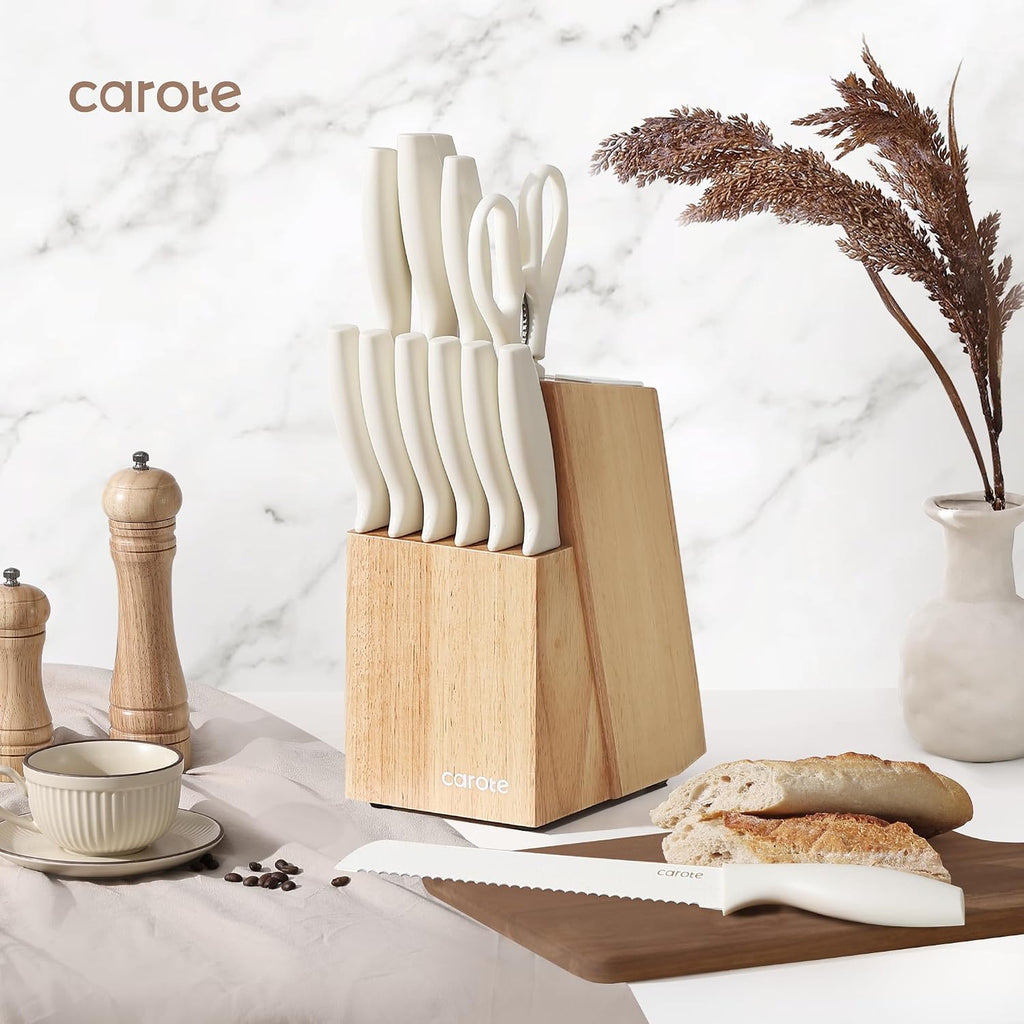 15-Piece Knife Set, Wood Block with Built-In Sharpener, Cream – close-up