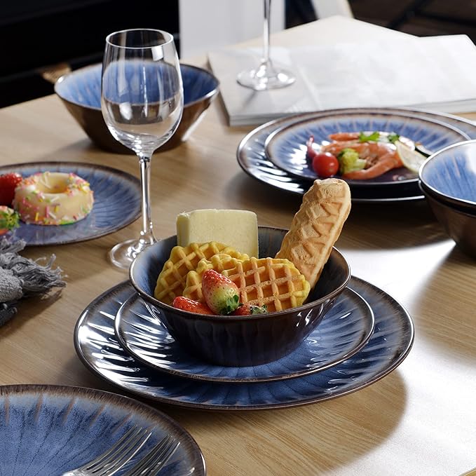 Dinnerware Set 12-Piece Melamine in Classic Blue