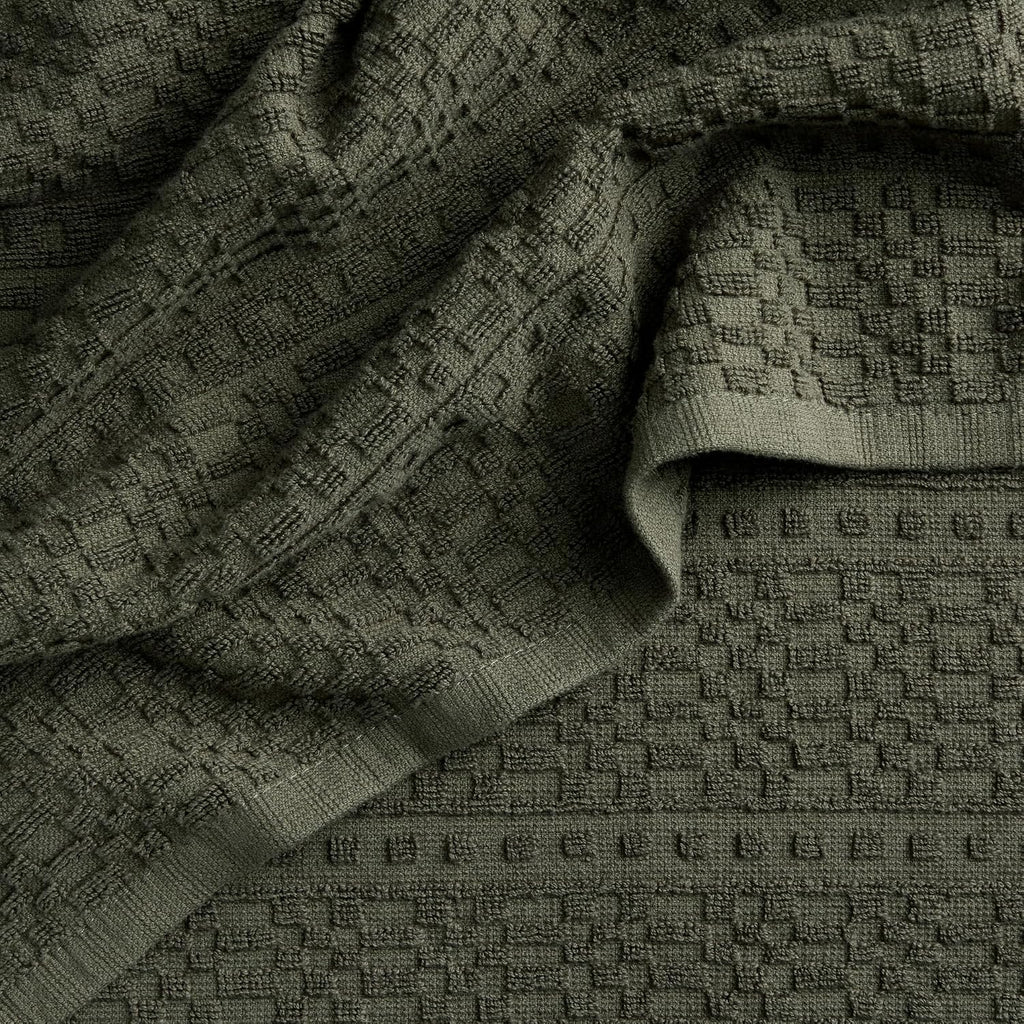 Evergreen Design Series Heavyweight Textured Oversized Kitchen Towels 3-Pack – another angle